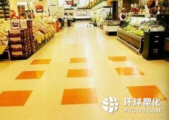 壓延法生產(chǎn)PVC卷材地板的成型加工過程